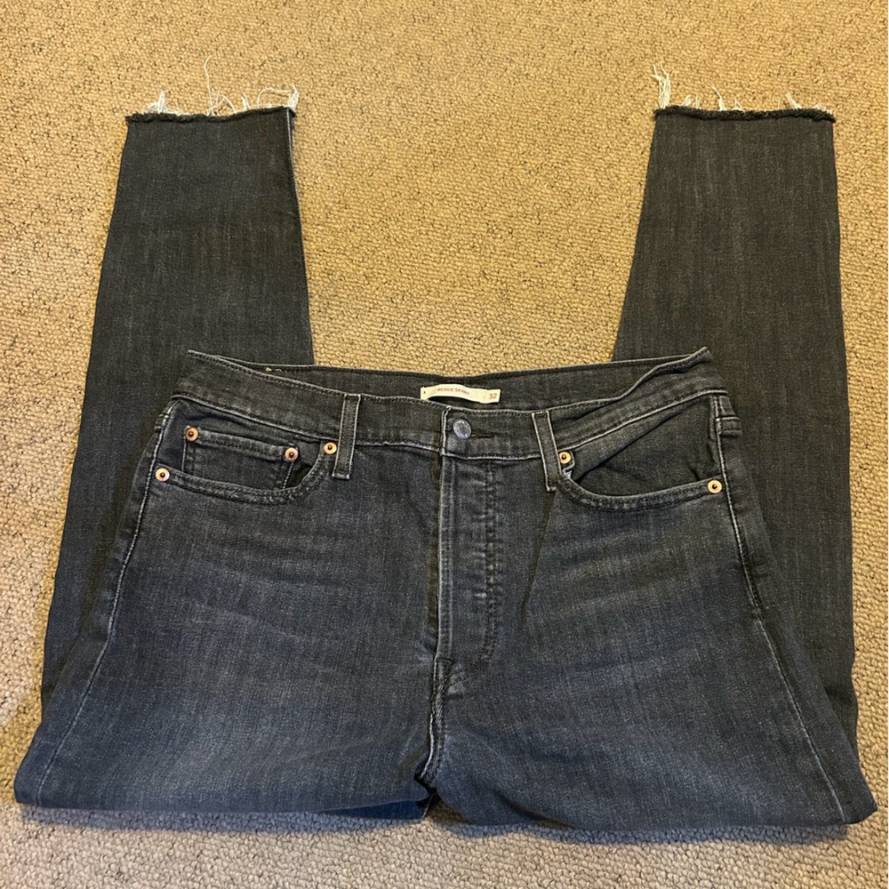 Levis Black Jeans